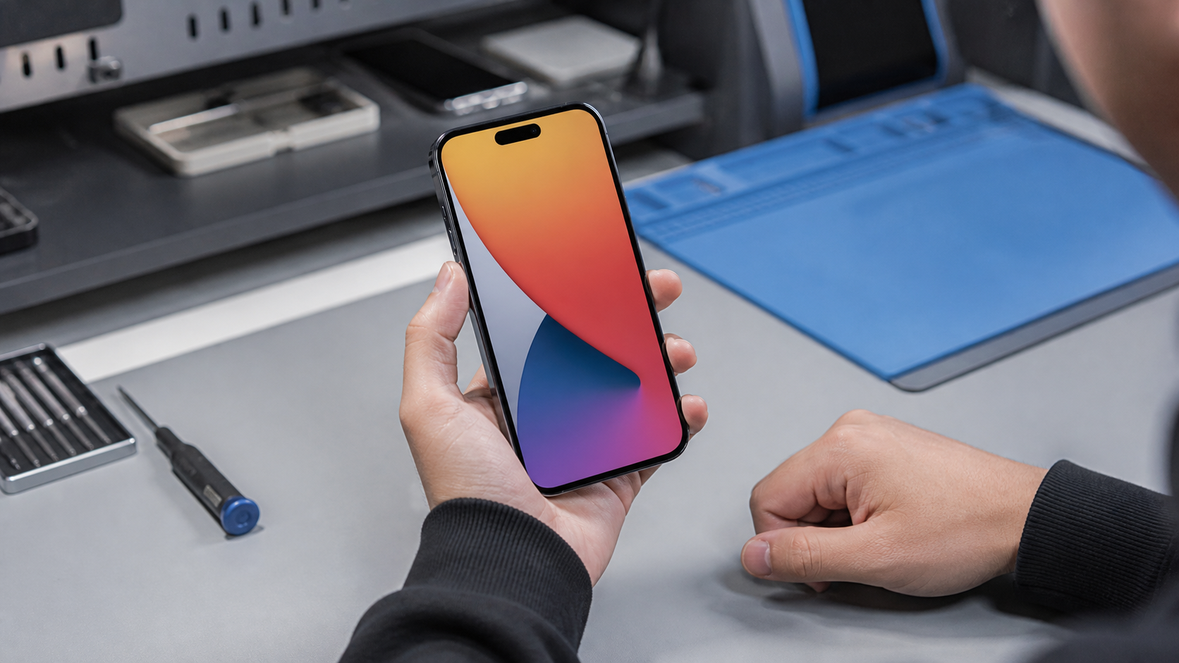 iPhone 14 Pro Max kasa ve arka cam onarımı sonrası kalite kontrol