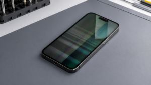 iPhone 18 Pro Max ekran tamiri için teknik servis ön incelemesi