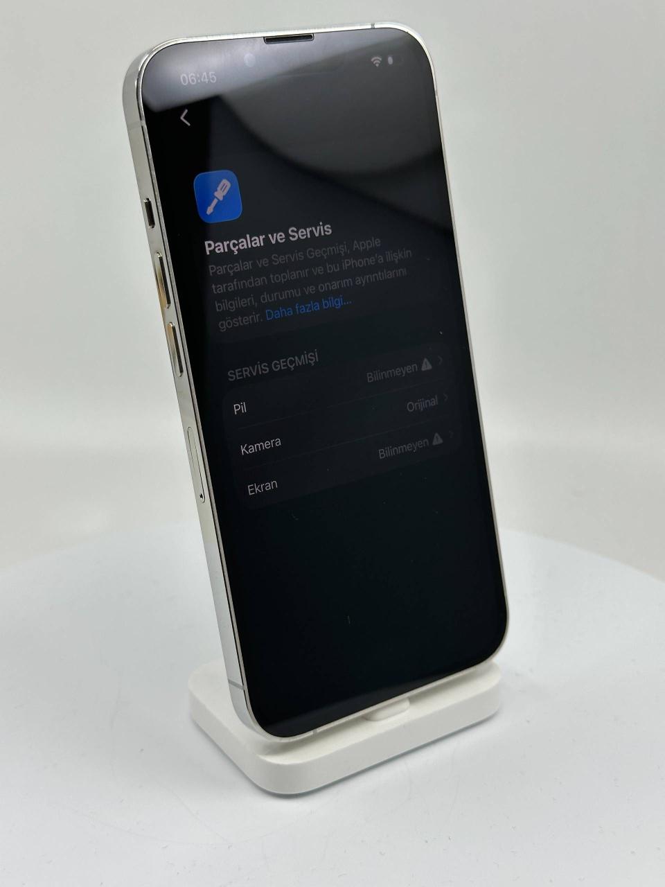 iPhone 13 Pro fotoğrafında pil ve ekran için Bilinmeyen, kamera için Orijinal yazan parça geçmişi
