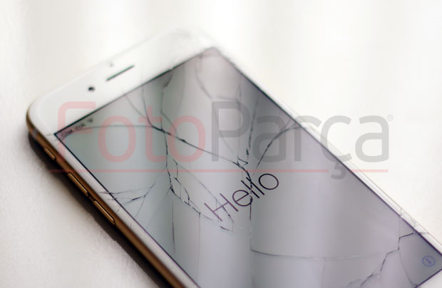 iPhone screen replacement